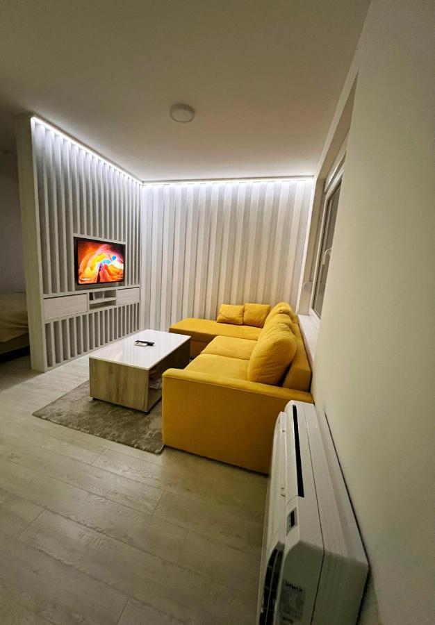 Апартаменты Center Deluxe Studio Никшич Экстерьер фото